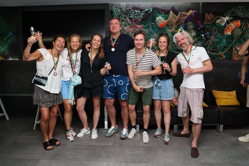 Foto de los ganadores del 3º puesto de la regata