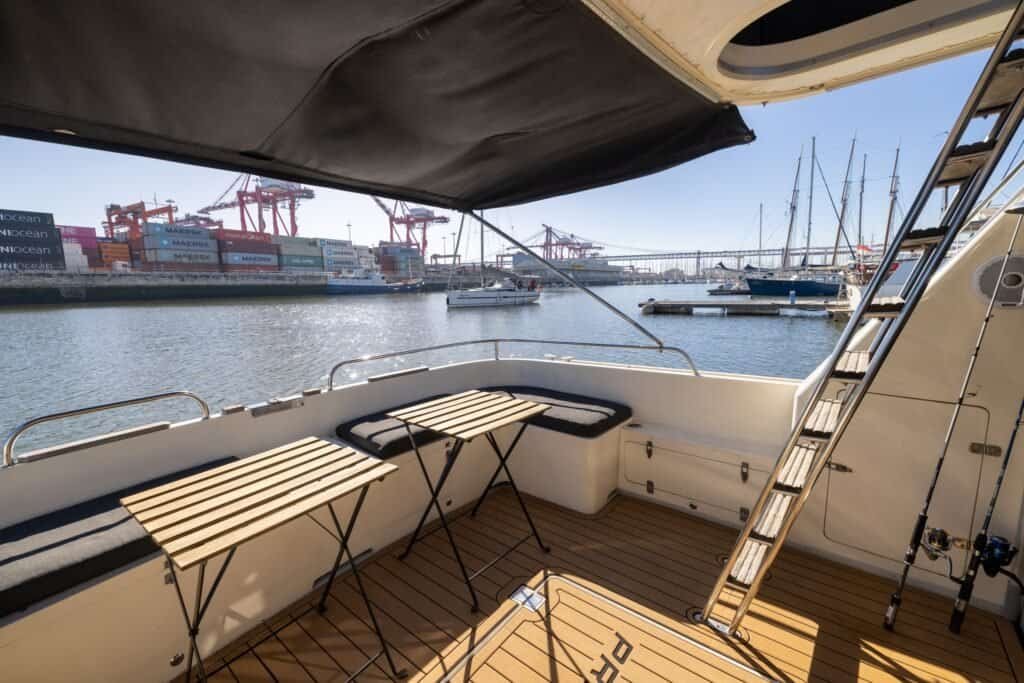 Zona exterior del yate